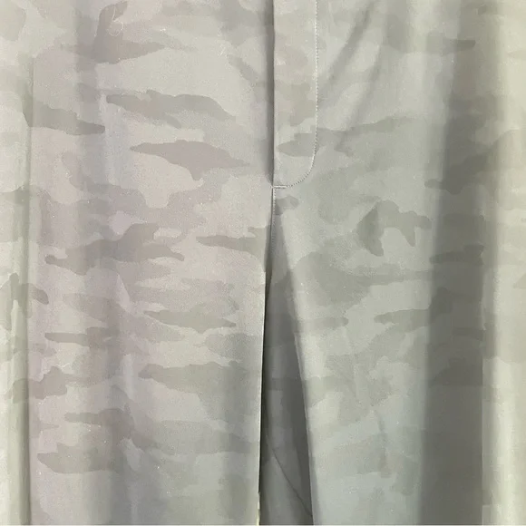Athleta Brooklyn Ankle Camo Straight Leg Pants Size 18 - 26871 - Picture 12 of 13